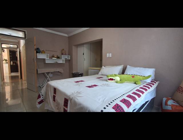 3 BEDROOM FREEHOLD FOR SALE IN MITHANAGAR
